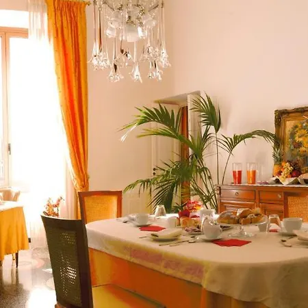 Domus Patrizia Oda ve Kahvaltı Cenova