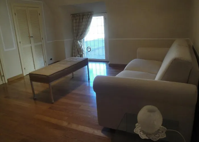 Domus Patrizia Bed & Breakfast Genoa